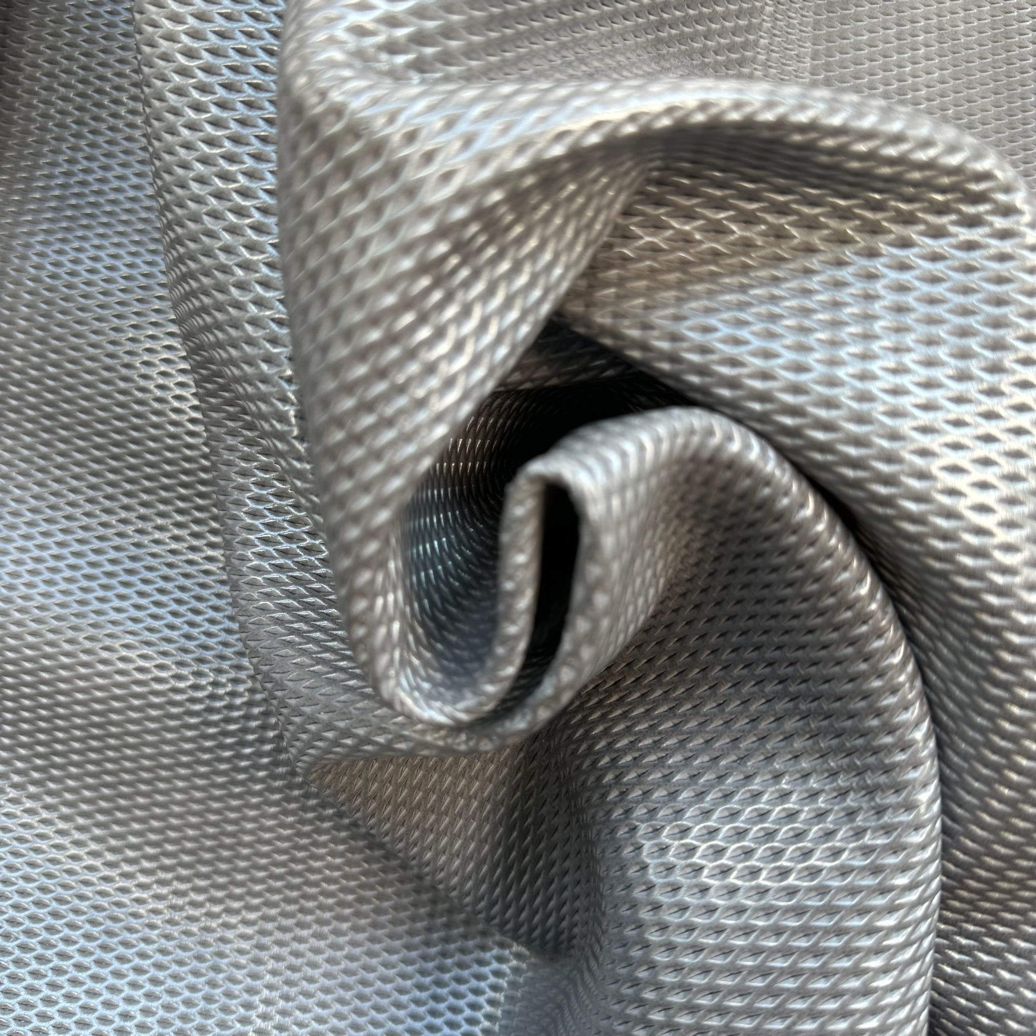 Schuh- & Taschenleder „Silber Mesh“ – Rindleder mit 3D-Prägung