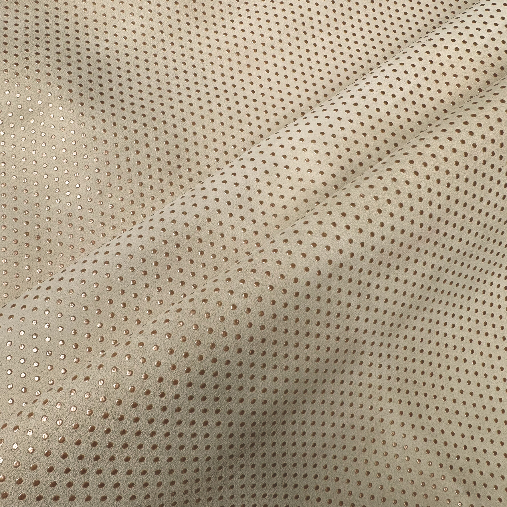 Schuh- & Taschenleder „Lackpunkte in Kupfer auf Sand“ – Rindleder mit einem leichte 3D Muster