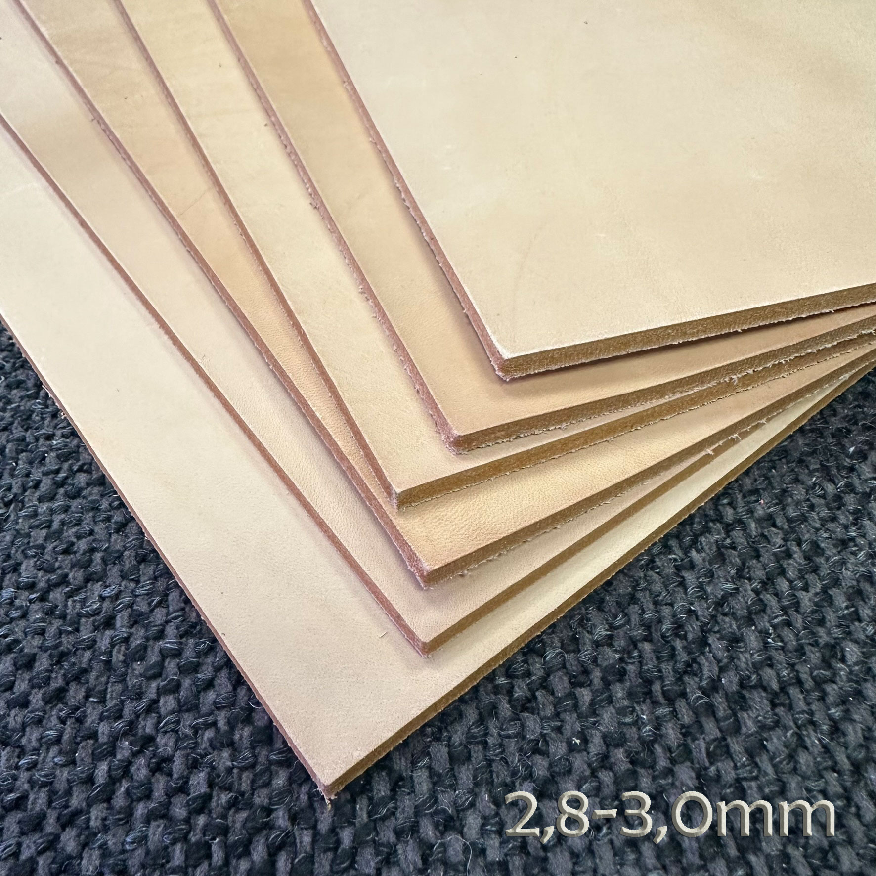 Blankleder ohne Oberflächenbehandlung Zuschnitt A5 Stärke 2,8-3,0 mm