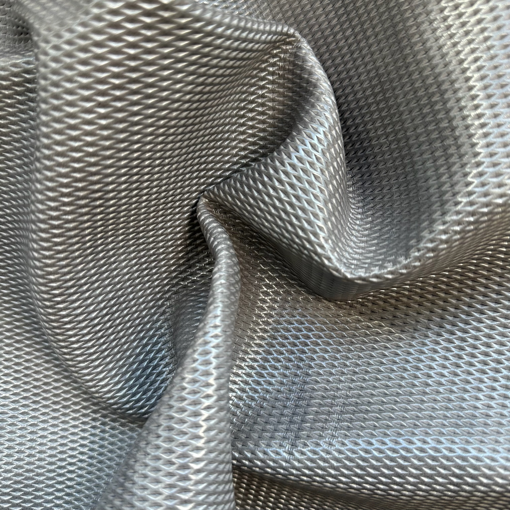 Schuh- & Taschenleder „Silber Mesh“ – Rindleder mit 3D-Prägung