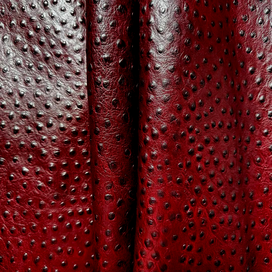 Schuh- & Taschenleder „Straußprägung Bordeaux“ – Rindleder in Straußenoptik