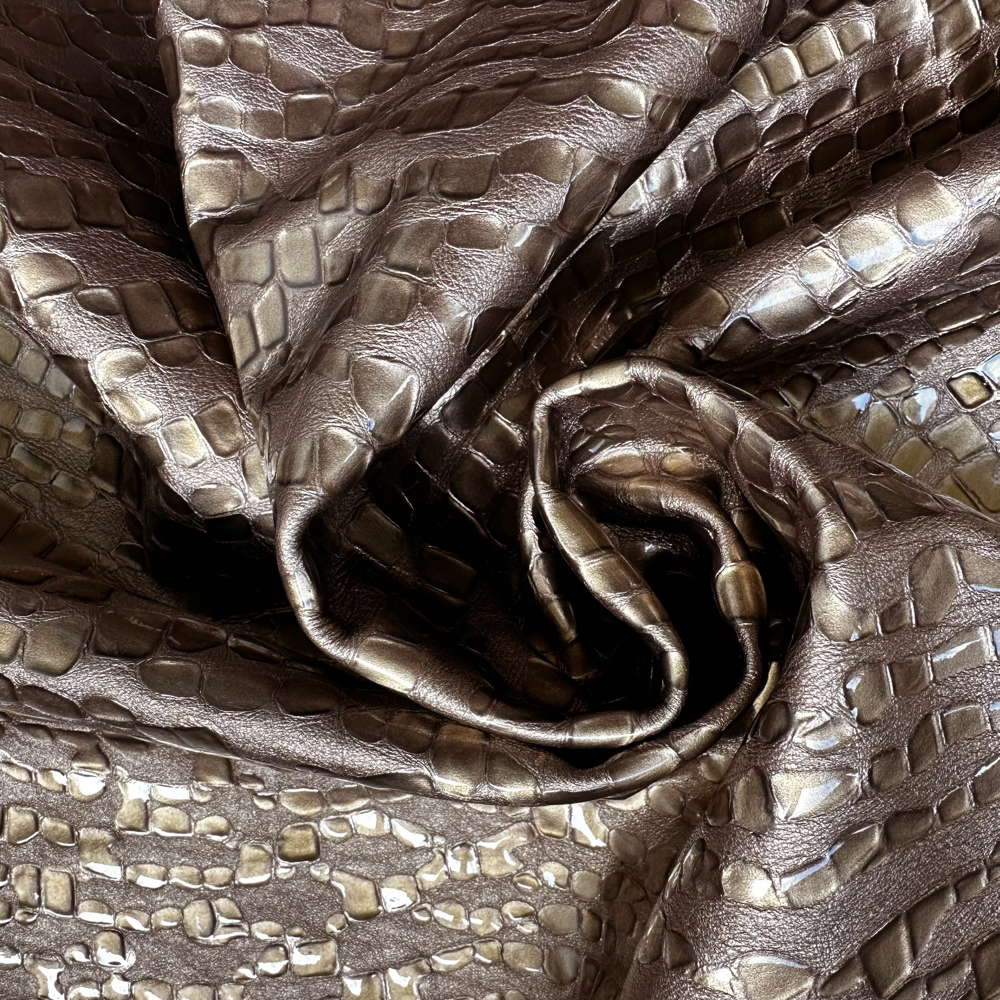 Schuh- & Taschenleder „Fantasie-Reptil Beige Metallic“ – Rindleder mit geprägter Struktur